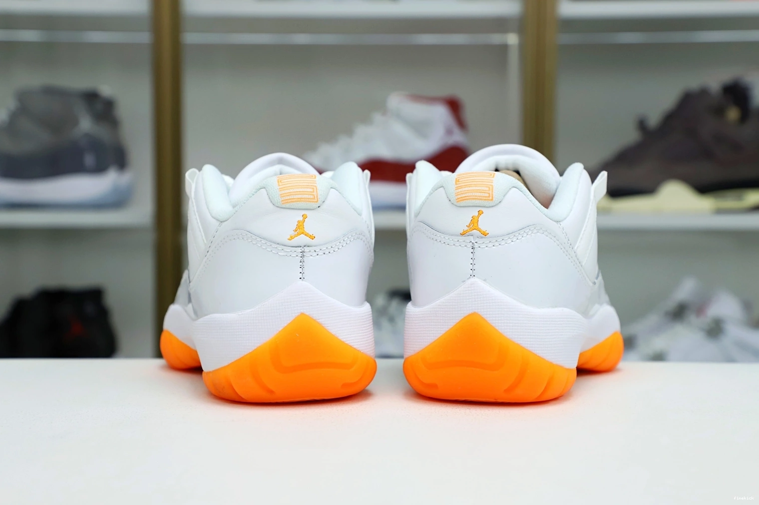 'BRIGHT CITRUS' AIR WMNS 11 RETRO JORDAN LOW 0905